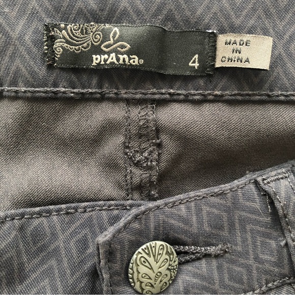 Prana Meme Pants Womens Gray Quartz Outdoors Cargo Diamond Print SZ 4 - Picture 7 of 8